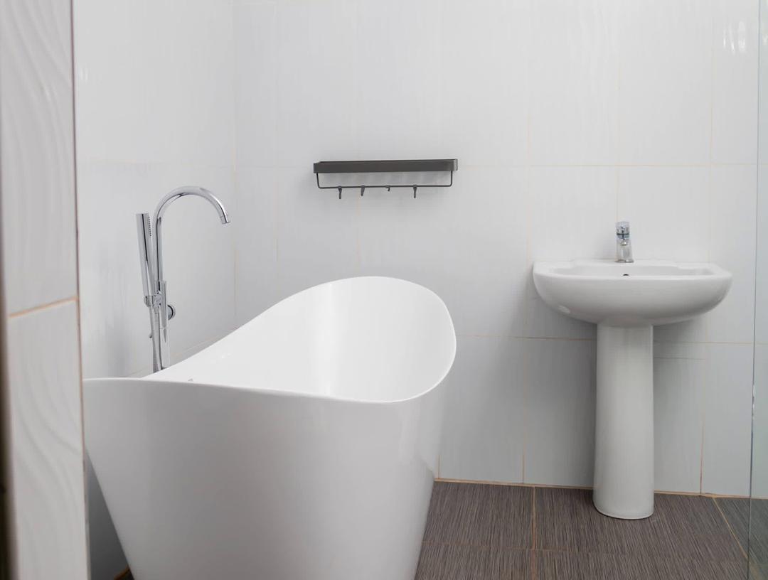 Luxury bathroom plumbing Bulawayo — Geemuk Plumbing